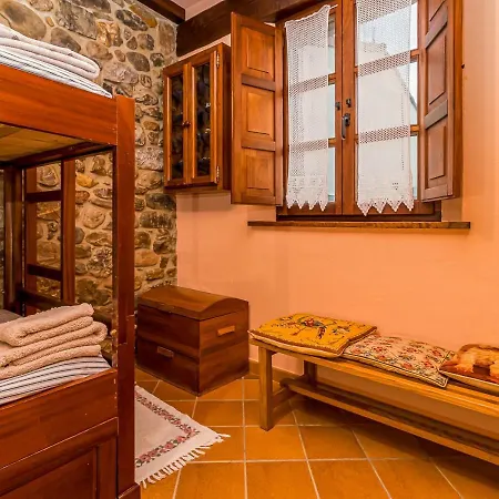 Con Encanto En By Alterhome * Potes