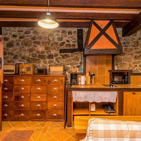 Apartamento Amplia De Piedra En Potes