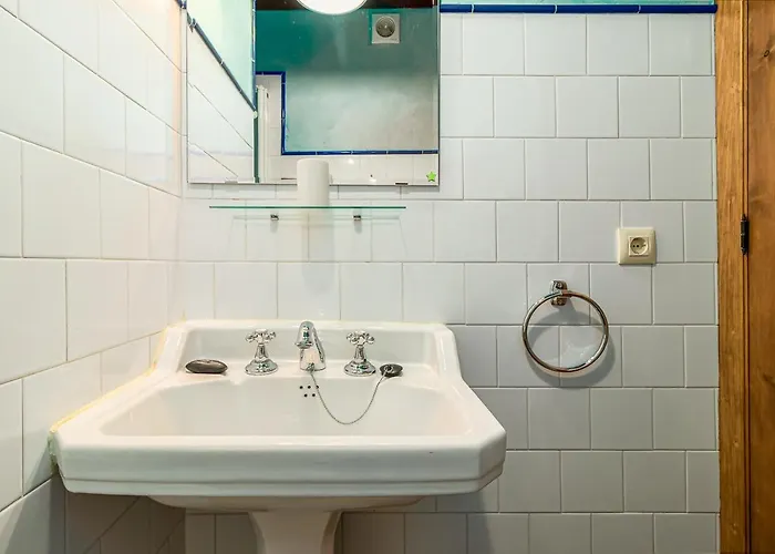 Con Encanto En By Alterhome Apartament